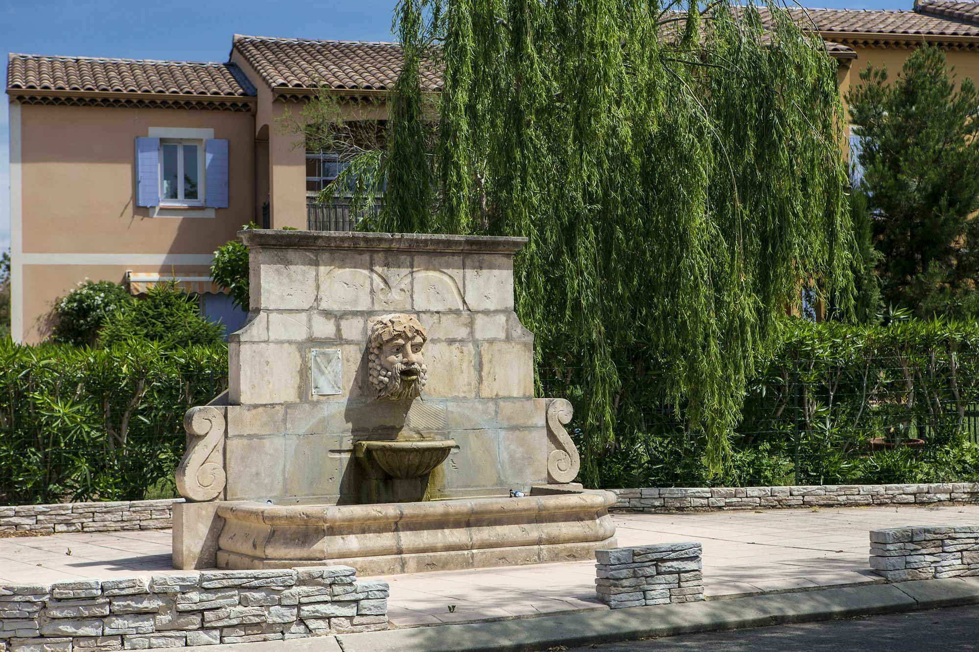 Sowell Residences Les Mazets 阿爾勒 外观 照片