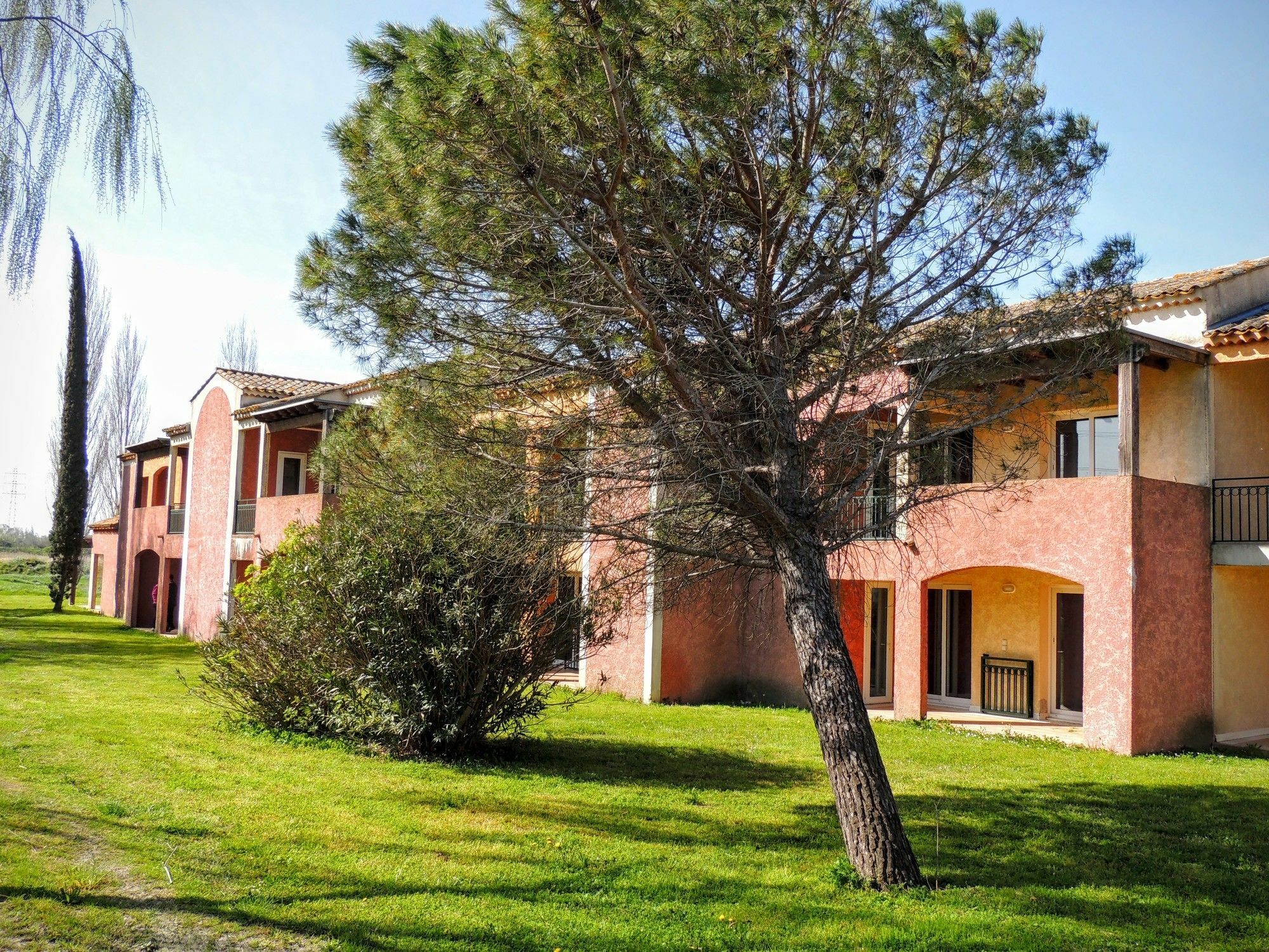 Sowell Residences Les Mazets 阿爾勒 外观 照片